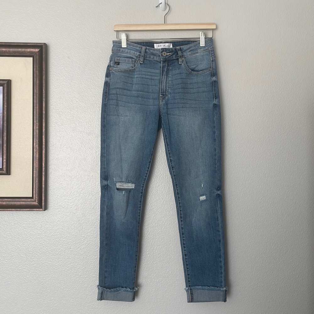 KanCan Mid-Rise Distressed Skinny Jeans STYLE # SP1324-2 Size 28